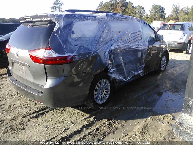 5TDYK3DC0GS765882 - 2016 TOYOTA SIENNA XLE/LIMITED GRAY photo 4