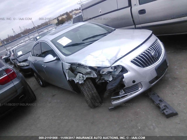 W04GW5EV7B1080192 - 2011 BUICK REGAL CXL SILVER photo 1