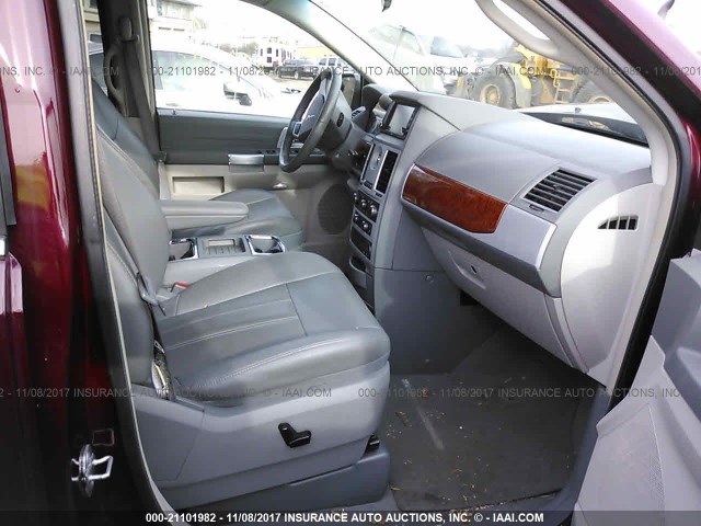 2A8HR54P28R738941 - 2008 CHRYSLER TOWN & COUNTRY TOURING BURGUNDY photo 5