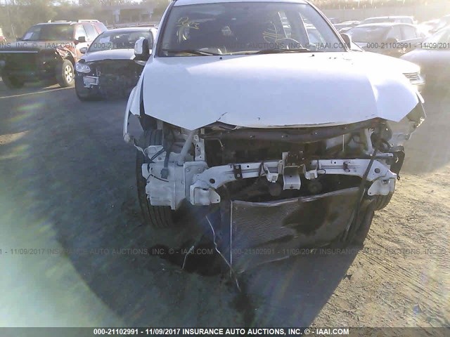 JA4AS2AW2BU018910 - 2011 MITSUBISHI OUTLANDER ES თეთრი ფოტო 6