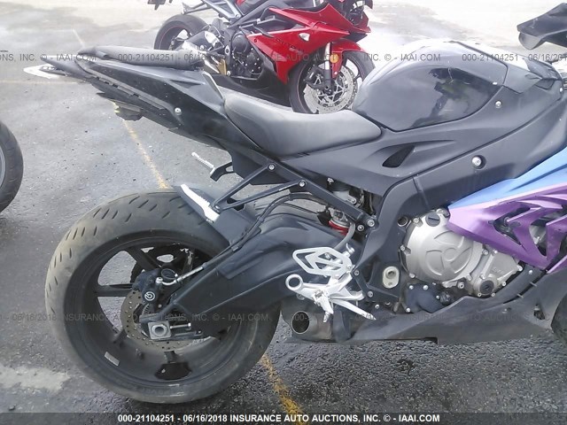 WB10D210XGZ353475 - 2016 BMW S 1000 RR PURPLE photo 6
