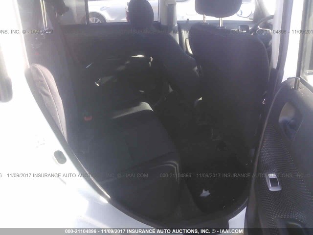 JTLKT324264035632 - 2006 TOYOTA SCION XB თეთრი ფოტო 8