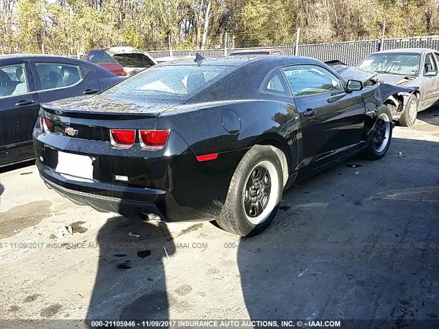 2G1FE1E37D9239912 - 2013 CHEVROLET CAMARO LS BLACK photo 4