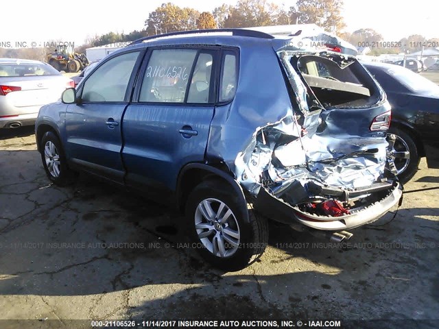 WVGBV7AX5HK008749 - 2017 VOLKSWAGEN TIGUAN S/LIMITED BLUE photo 3