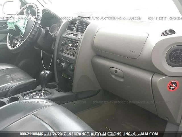 KM8SC13D35U884399 - 2005 HYUNDAI SANTA FE GLS/LX SILVER photo 5