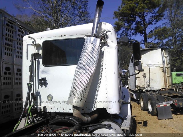 1FUJA6CV43LL96747 - 2003 FREIGHTLINER COLUMBIA COLUMBIA WHITE photo 8