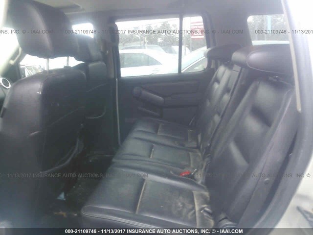 1FMEU75836UA57856 - 2006 FORD EXPLORER LIMITED 银色 照片 8
