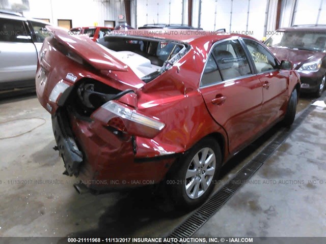 JTNBB46K473024261 - 2007 TOYOTA CAMRY NEW GENERAT HYBRID RED photo 4