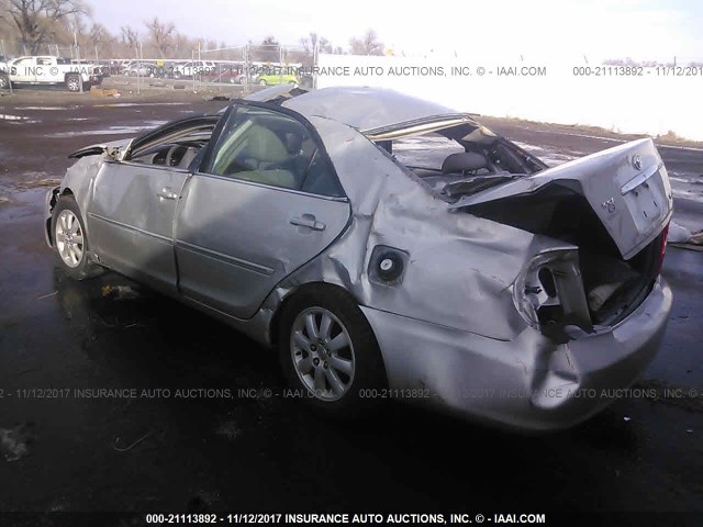 4T1BF32K33U036152 - 2003 TOYOTA CAMRY LE/XLE/SE Gümüş foto 3