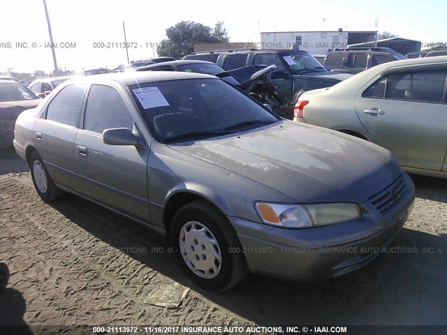 4T1BG22K8VU141635 - 1997 TOYOTA CAMRY CE/LE/XLE ოქროსფერი ფოტო 1