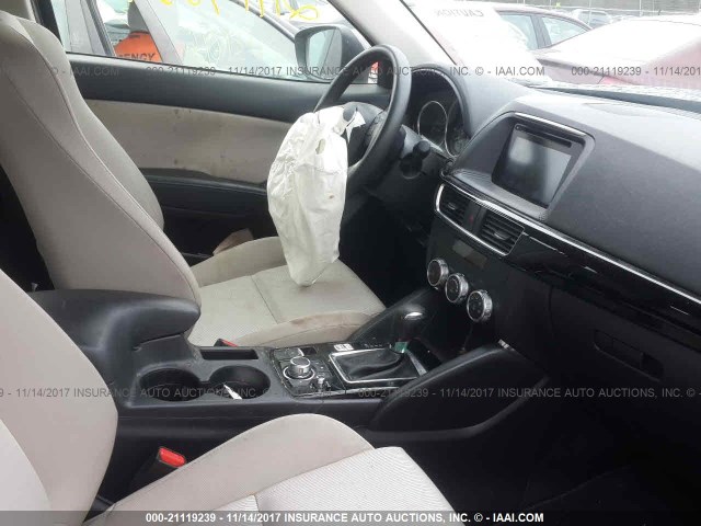 JM3KE4BYXG0717575 - 2016 MAZDA CX-5 SPORT BLUE photo 5