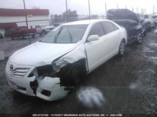 4T4BF3EK2BR171378 - 2011 TOYOTA CAMRY SE/LE/XLE Белый фото 6