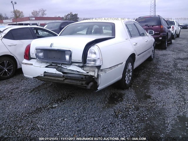 1LNHM81V86Y640401 - 2006 LINCOLN TOWN CAR SIGNATURE WHITE photo 6