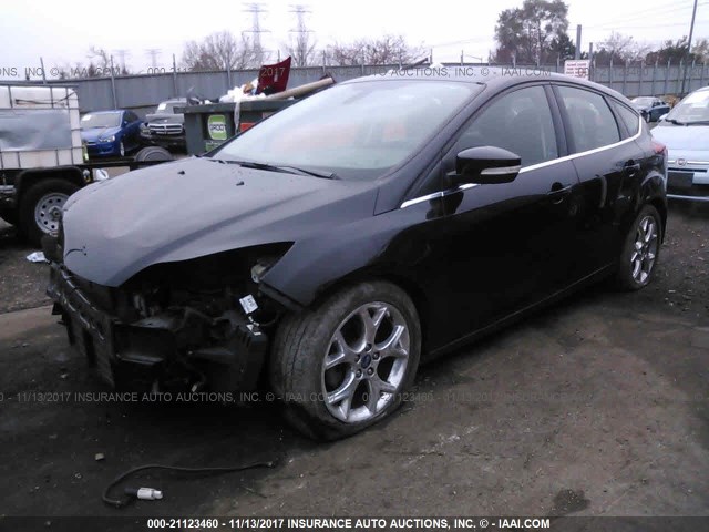 1FAHP3N20CL399804 - 2012 FORD FOCUS TITANIUM BLACK photo 2