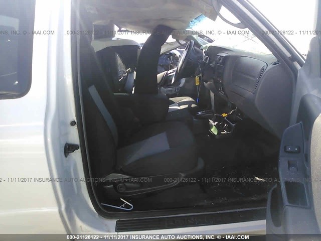 1FTYR14E19PA05863 - 2009 FORD RANGER SUPER CAB WHITE photo 5