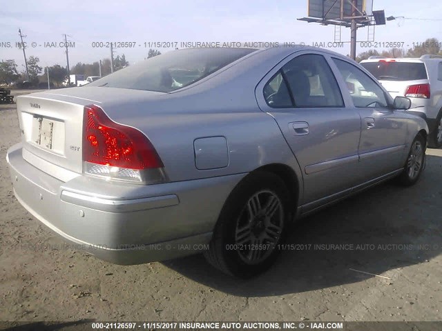 YV1RS592562526084 - 2006 VOLVO S60 2.5T SILVER photo 4