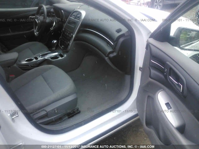 1G11A5SL0FF292740 - 2015 CHEVROLET MALIBU LS თეთრი ფოტო 5