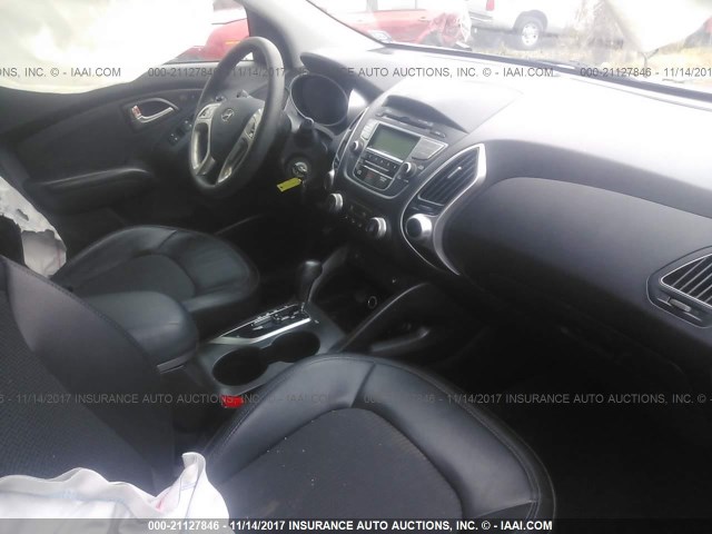 KM8JUCAC4DU738221 - 2013 HYUNDAI TUCSON GLS/LIMITED SILVER photo 5