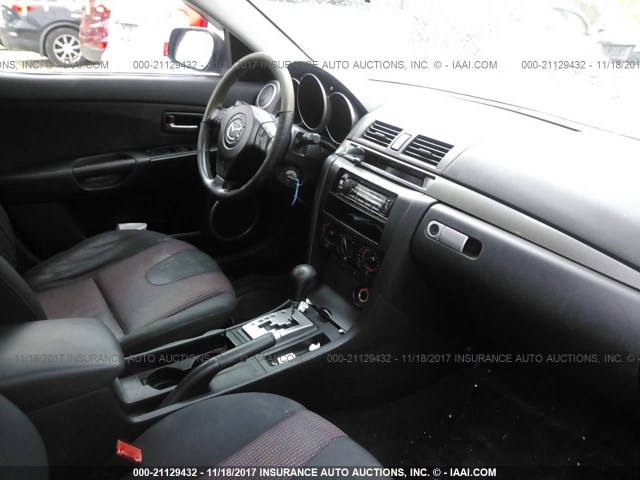 JM1BK143851271340 - 2005 MAZDA 3 HATCHBACK GRAY photo 5