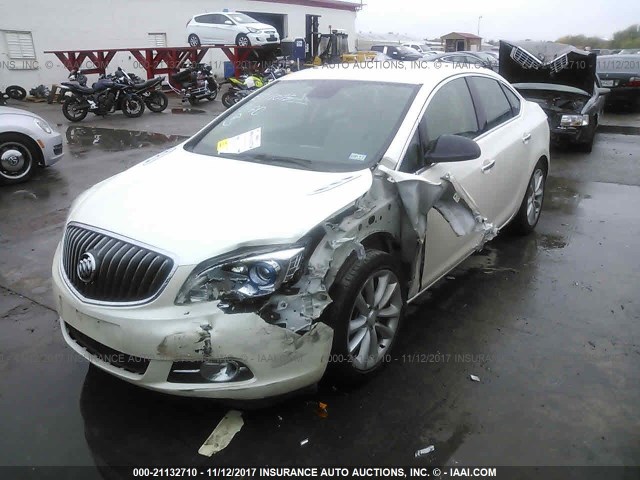 1G4PR5SK7D4130397 - 2013 BUICK VERANO CONVENIENCE WHITE photo 2