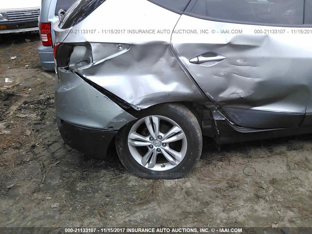 KM8JU3AC5CU443563 - 2012 HYUNDAI TUCSON GLS/LIMITED 灰色 照片 6