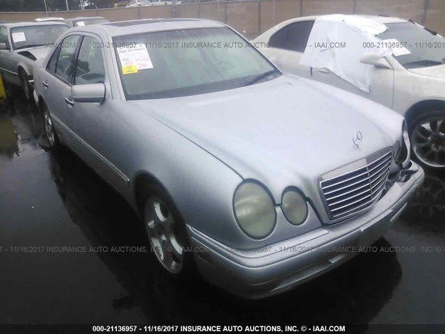 WDBJF70H9XA889224 - 1999 MERCEDES-BENZ E 430 SILVER photo 1