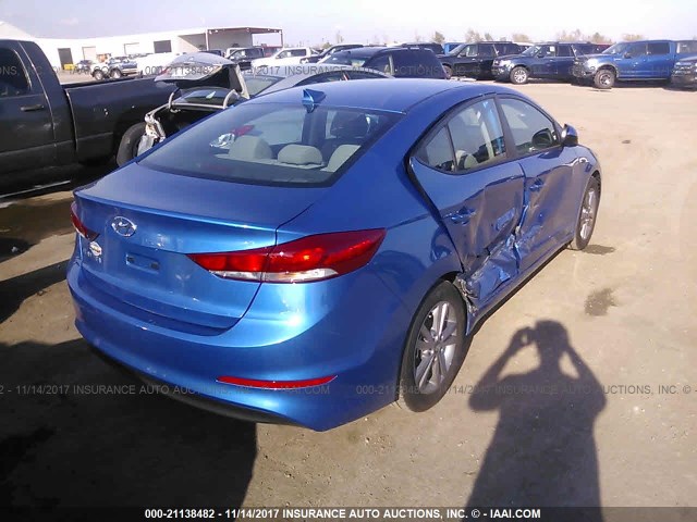 KMHD84LF0JU469869 - 2018 HYUNDAI ELANTRA SEL/VALUE/LIMITED BLUE photo 4