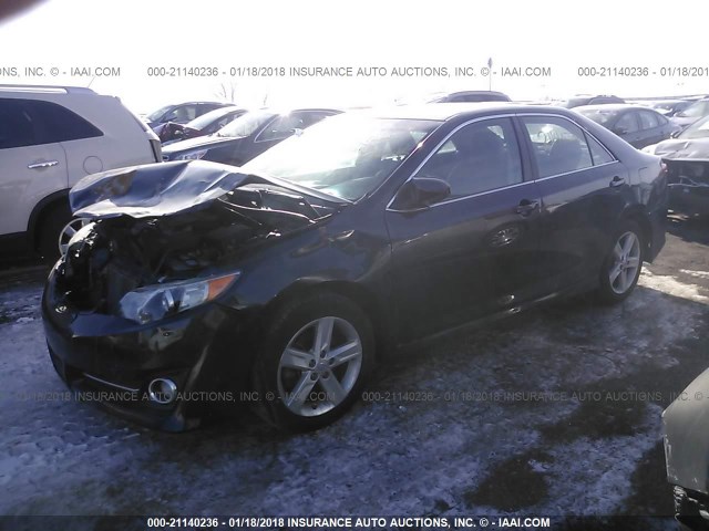 4T1BF1FK4EU317202 - 2014 TOYOTA CAMRY L/SE/LE/XLE 黑色 照片 2