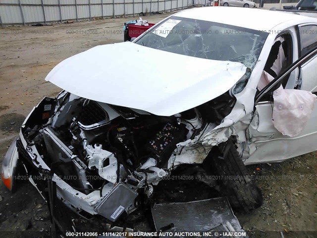 1G11B5SA3GF119503 - 2016 CHEVROLET MALIBU LIMITED LS WHITE photo 6