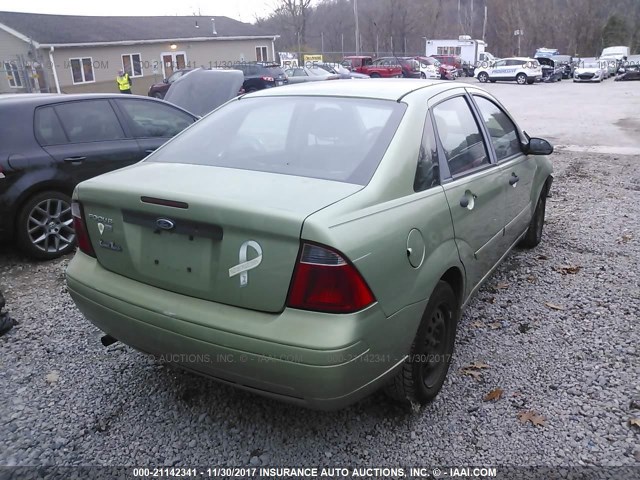1FAFP34NX7W297191 - 2007 FORD FOCUS ZX4/S/SE/SES GREEN photo 4