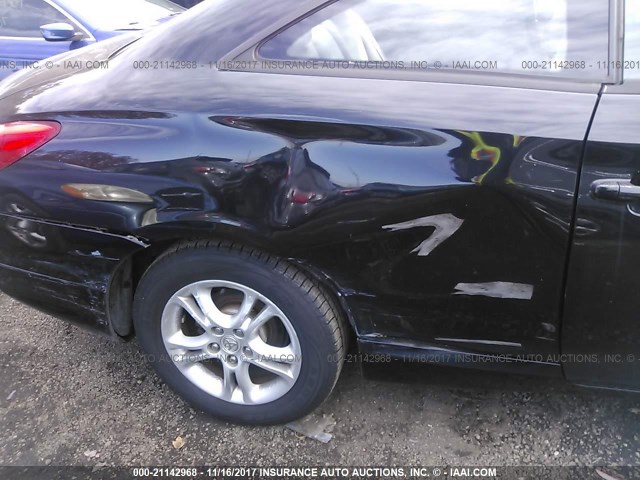 4T1CE38PX5U519392 - 2005 TOYOTA CAMRY SOLARA SE/SLE შავი ფოტო 6
