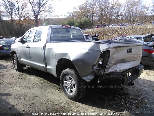 5TFUM5F12EX055793 - 2014 TOYOTA TUNDRA DOUBLE CAB SR/SR5 SILVER photo 3