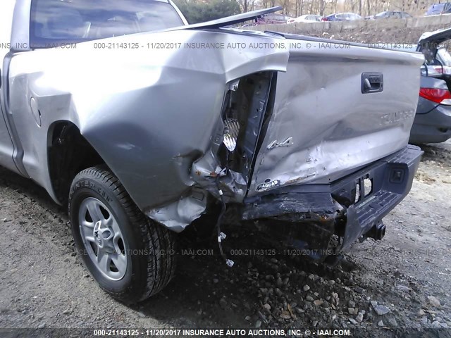 5TFUM5F12EX055793 - 2014 TOYOTA TUNDRA DOUBLE CAB SR/SR5 SILVER photo 6