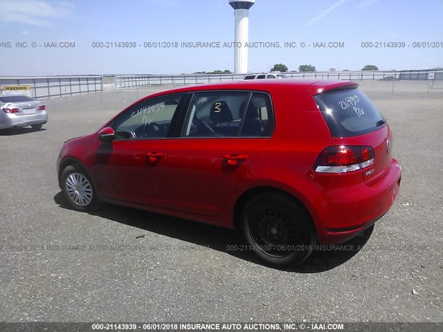 WVWDB7AJ1DW126785 - 2013 VOLKSWAGEN GOLF 红色 照片 3