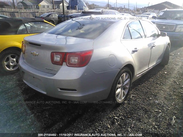 1G11H5SA2DF281889 - 2013 CHEVROLET MALIBU LTZ 银色 照片 4