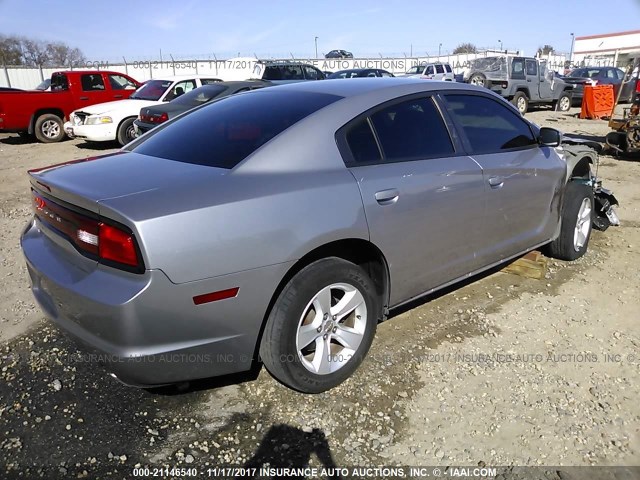 2C3CDXBG7EH315146 - 2014 DODGE CHARGER SE SILVER photo 4