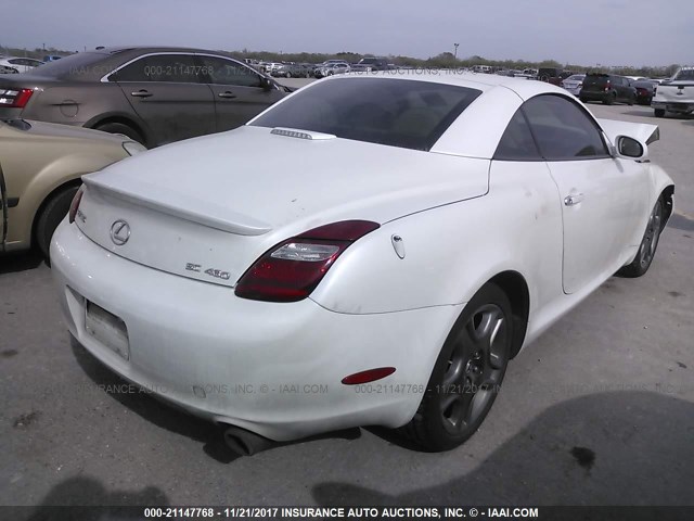 JTHFN45Y179011224 - 2007 LEXUS SC 430 WHITE photo 4