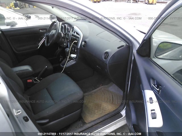 2T1KR30E37C626623 - 2007 TOYOTA COROLLA MATRIX XR SILVER photo 5