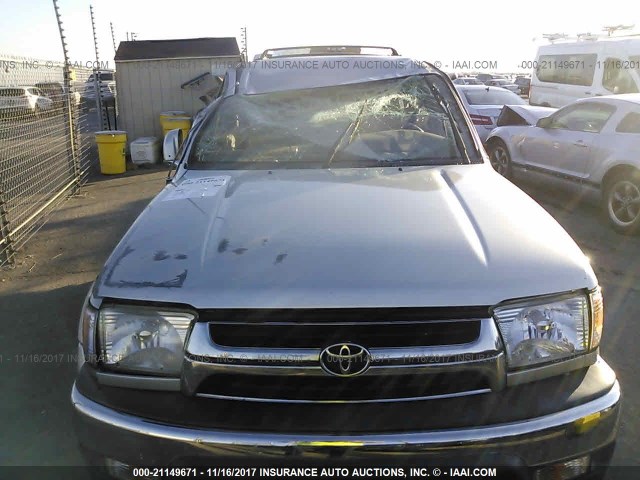 JT3GN86R420224528 - 2002 TOYOTA 4RUNNER SR5 SILVER photo 6