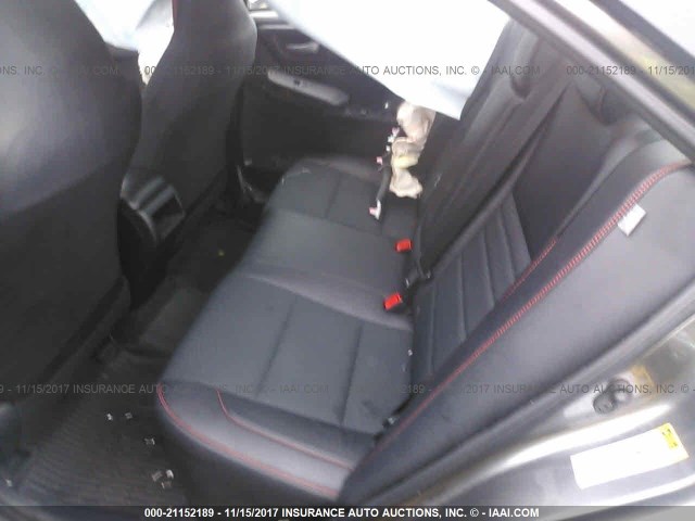 4T1BF1FK3GU516678 - 2016 TOYOTA CAMRY LE/XLE/SE/XSE ნაცრისფერი ფოტო 8