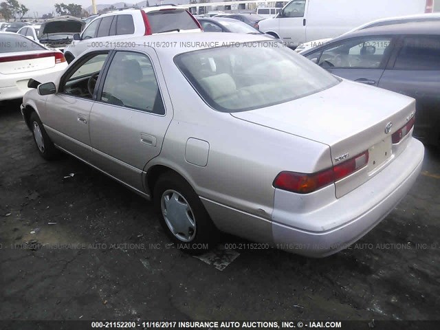4T1BG22K0XU918716 - 1999 TOYOTA CAMRY CE/LE/XLE 米色 照片 3