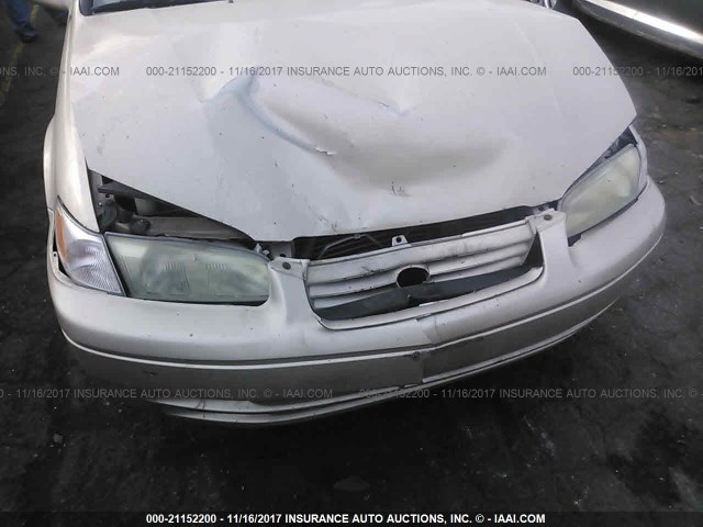 4T1BG22K0XU918716 - 1999 TOYOTA CAMRY CE/LE/XLE 米色 照片 6