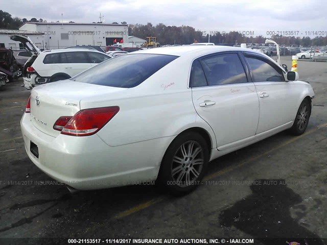 4T1BK36B76U152786 - 2006 TOYOTA AVALON XL/XLS/TOURING/LIMITED WHITE photo 4