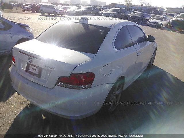 WBAUP9C56AVL89267 - 2010 BMW 128 I WHITE photo 4