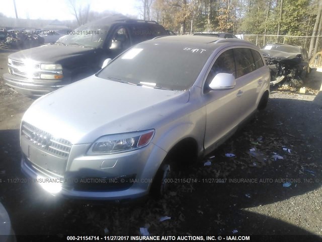 WA1AV74L57D008482 - 2007 AUDI Q7 4.2 QUATTRO SILVER photo 2