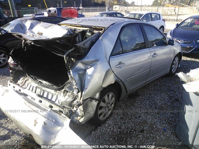 4T1BF32K72U011754 - 2002 TOYOTA CAMRY LE/XLE/SE ვერცხლისფერი ფოტო 4