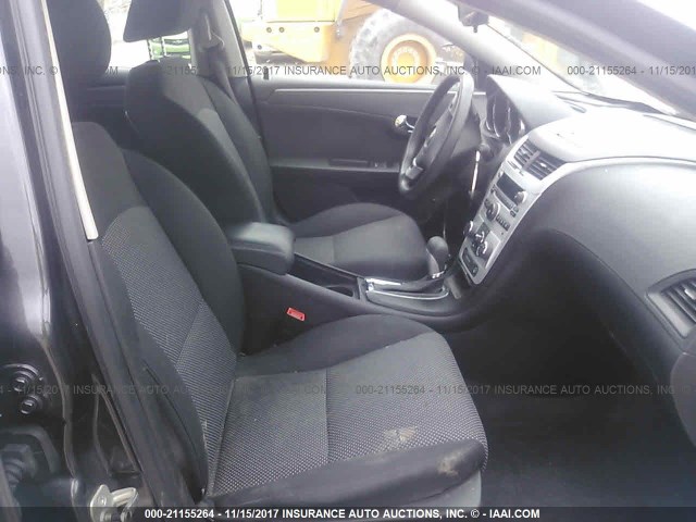 1G1ZC5EB8A4141245 - 2010 CHEVROLET MALIBU 1LT 灰色 照片 5