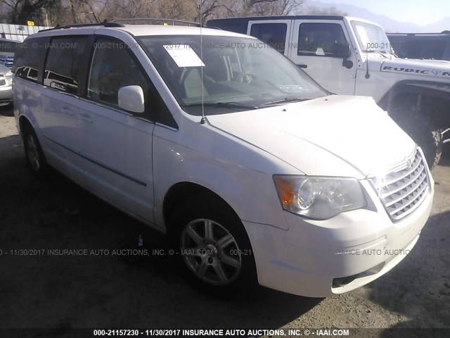 2A8HR54109R673570 - 2009 CHRYSLER TOWN & COUNTRY TOURING WHITE photo 1
