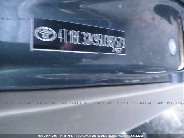 4T1BE32K95U387573 - 2005 TOYOTA CAMRY LE/XLE/SE მწვანე ფოტო 9