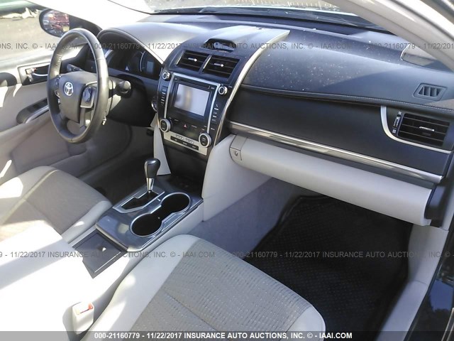 4T1BD1FK5DU095225 - 2013 TOYOTA CAMRY HYBRID/LE/XLE 黑色 照片 5